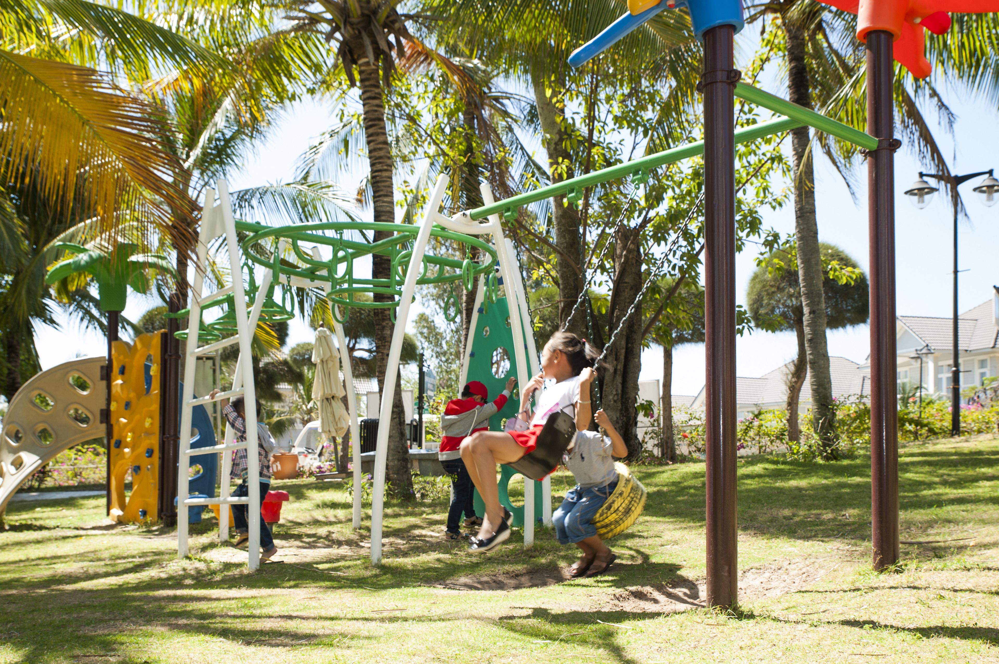 children’s play area – outdoor
