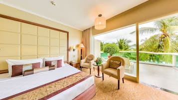 Premium bedding, minibar, in-room safe, desk