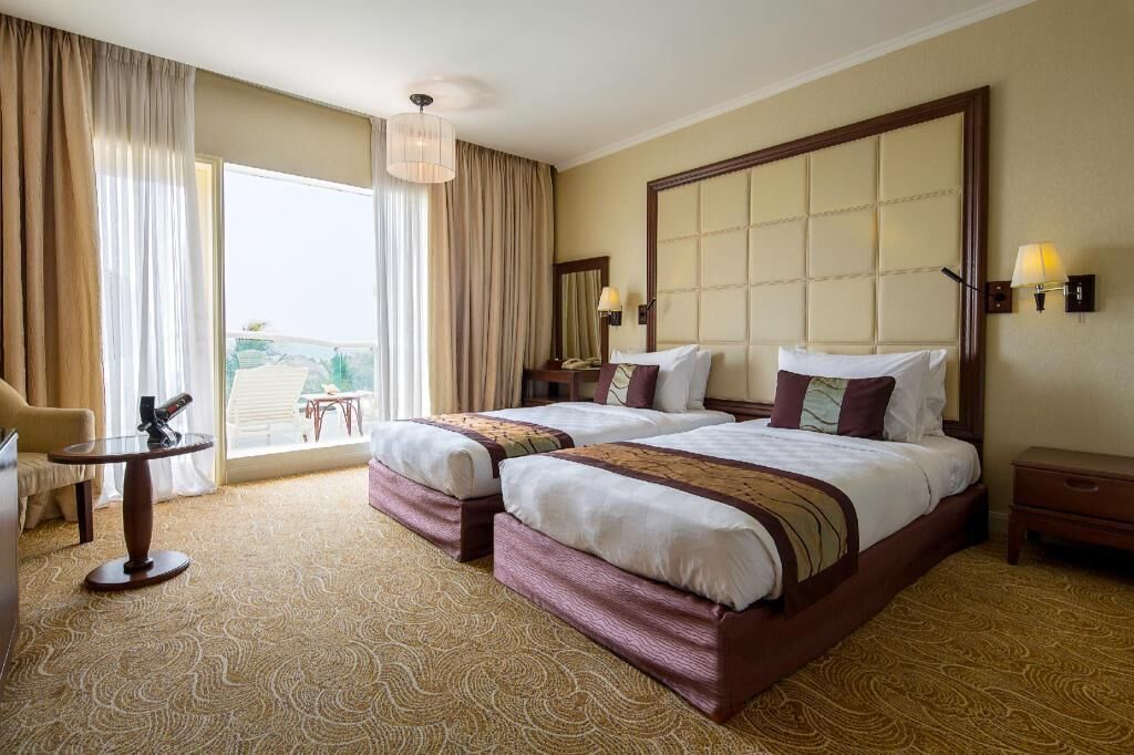 Premium bedding, minibar, in-room safe, desk