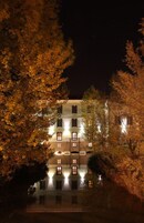 Fachada del alojamiento - Noche
