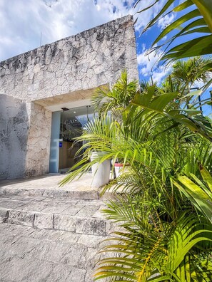 Entrada de la propiedad