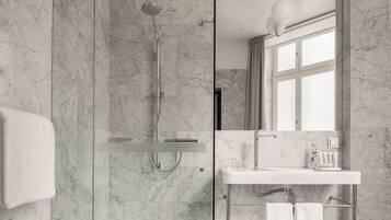 Cabezal de ducha tipo lluvia, artículos de tocador de diseñador