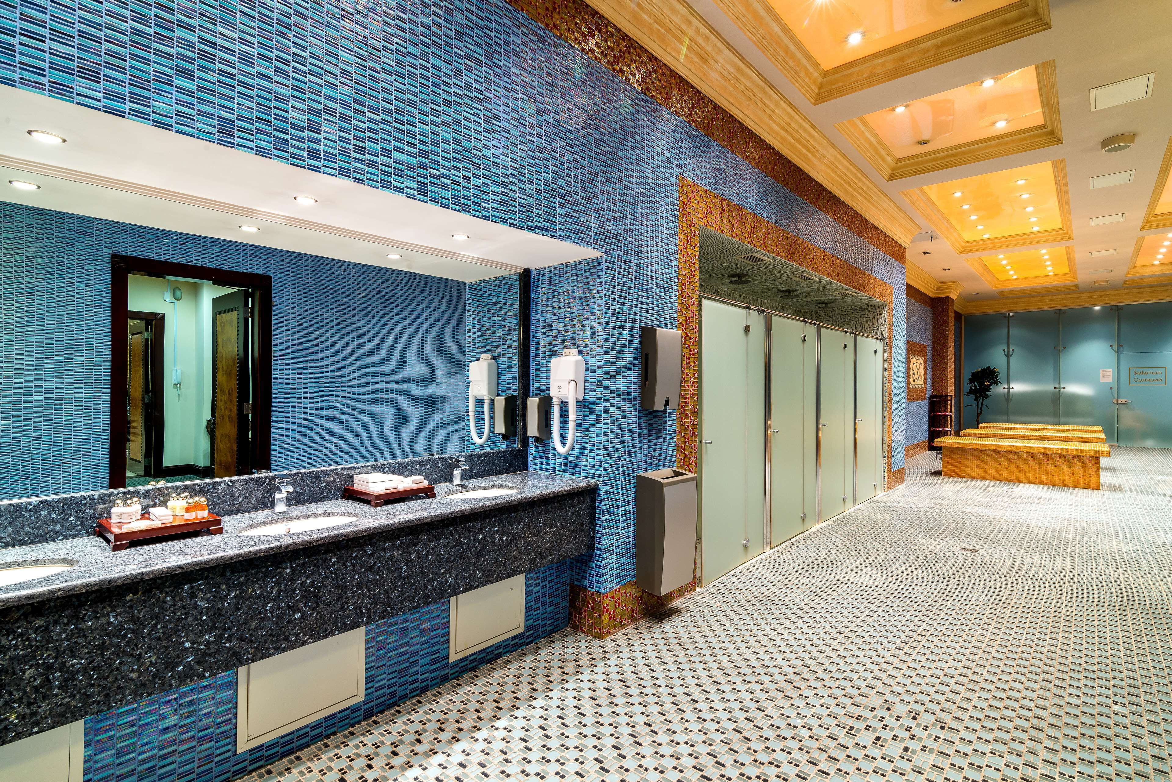 sauna, turkish bath/hammam, body treatments, aromatherapy, body wraps