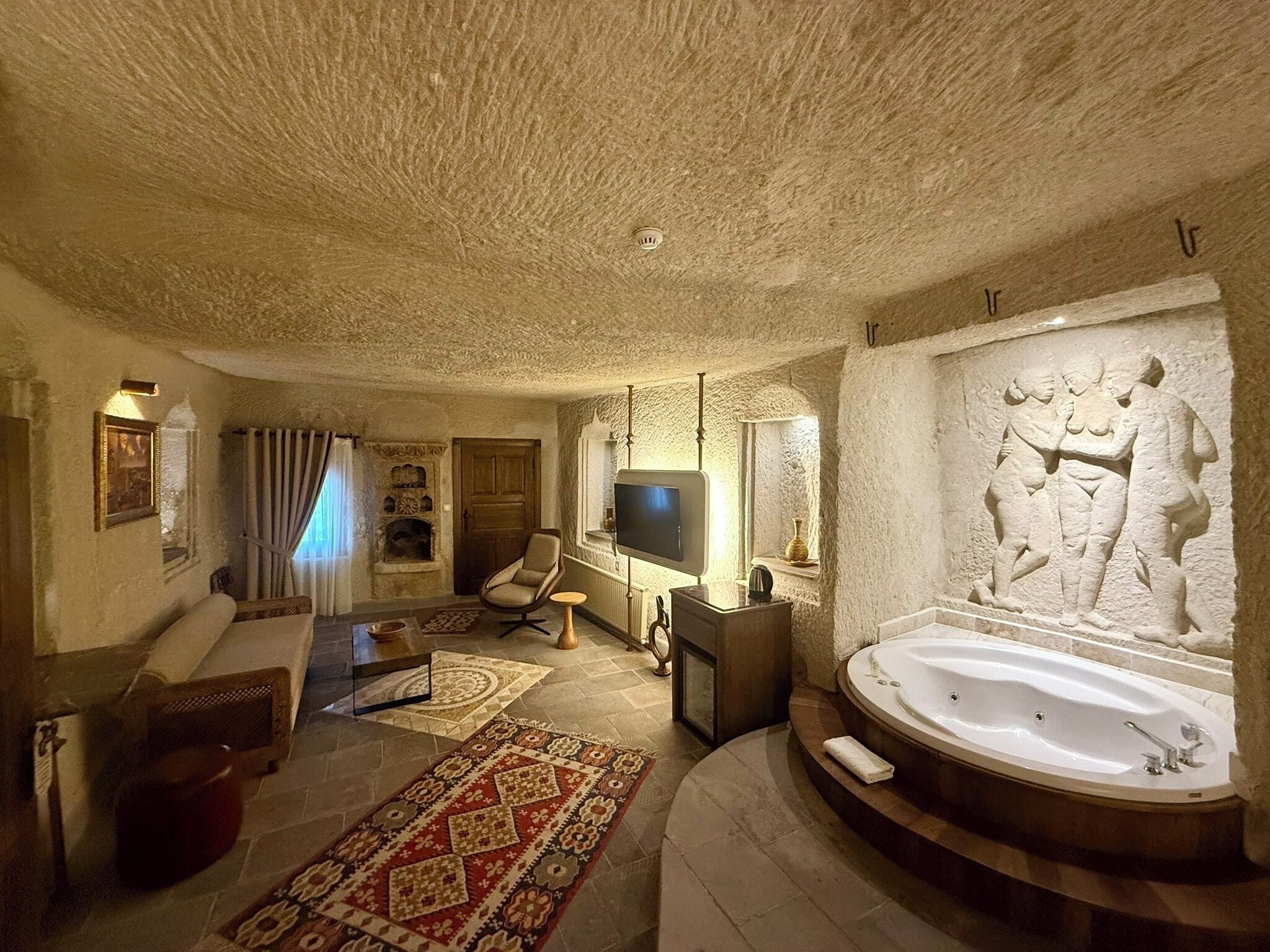 Suite | Premium bedding, minibar, in-room safe, desk