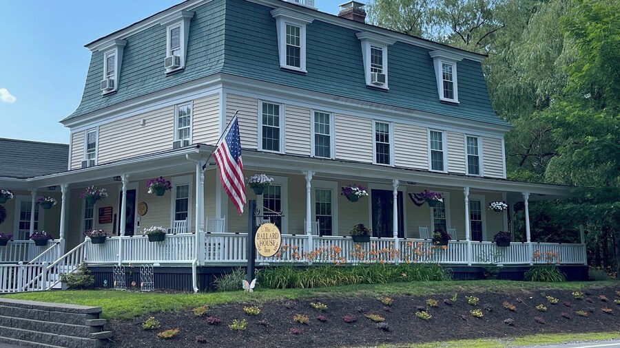 The Ballard House Inn