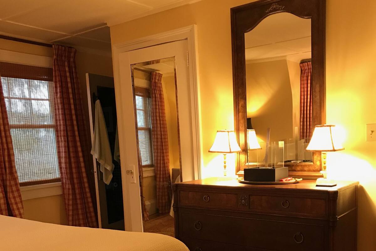 Quarto, banheiro privativo (Sunshine) | Roupas de cama de algodão egípcio, individualmente decorados