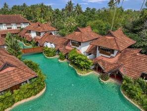 Deluxe Room, 1 King Bed (Meandering Pool Villa) | Premium bedding, minibar, in-room safe, individually furnished - Kumarakom Lake Resort (Kottayam)