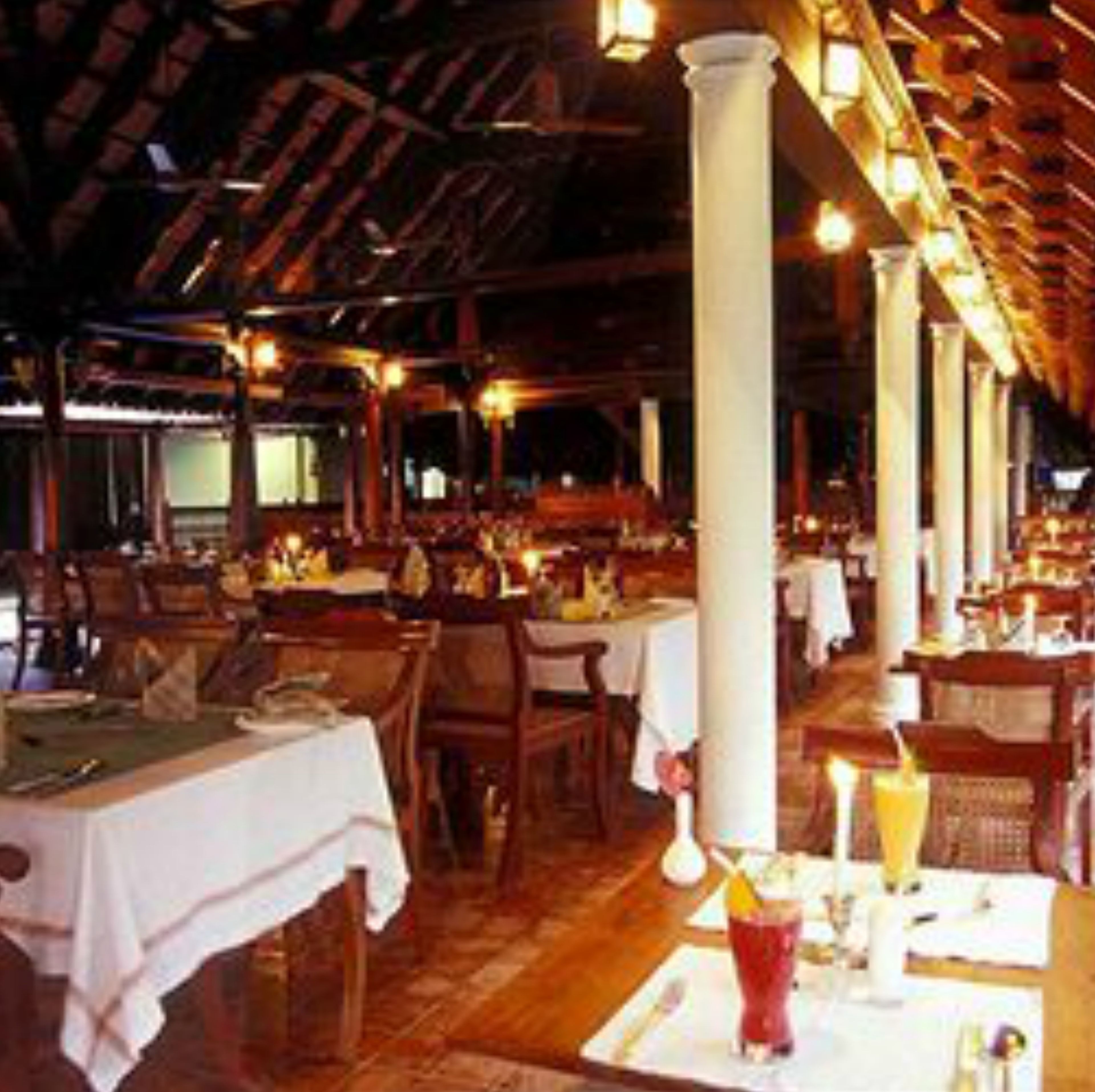 free buffet breakfast