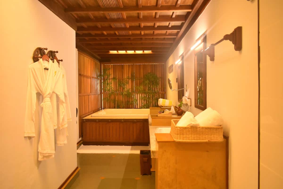 free toiletries, hair dryer, bathrobes, slippers