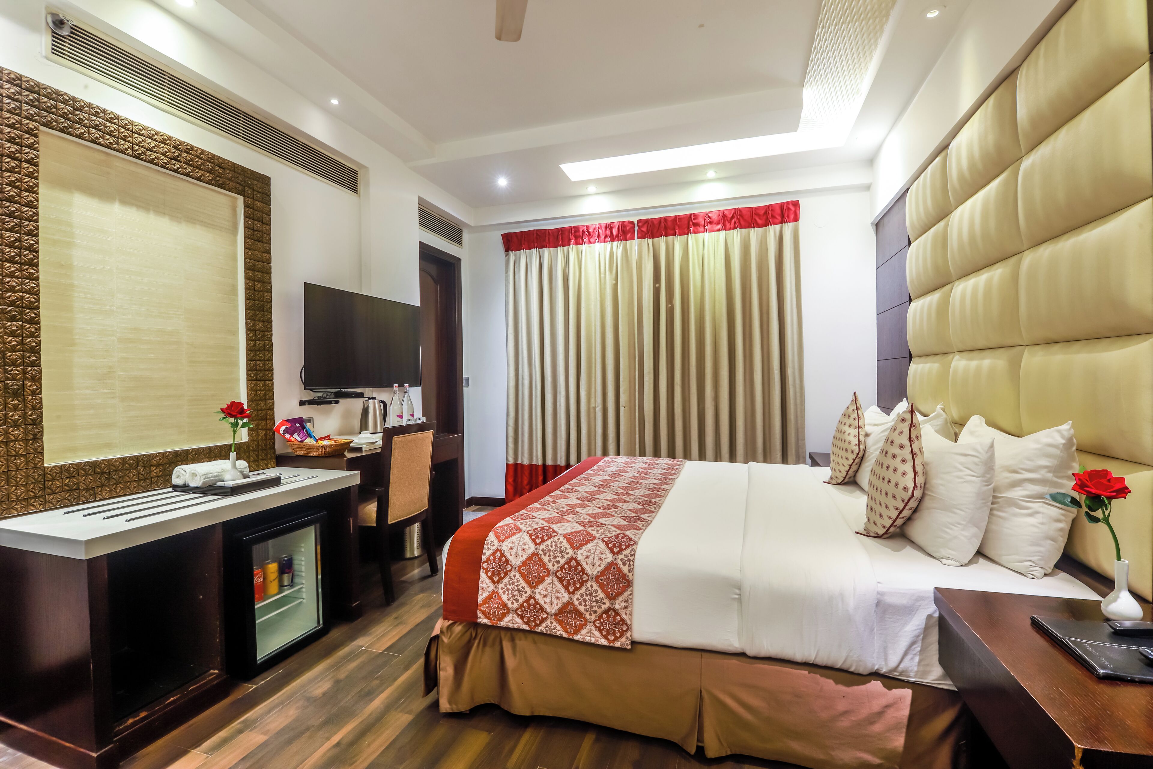 Studio Room with Breakfast | Literie de qualité, lit avec matelas en mousse à mémoire, minibar