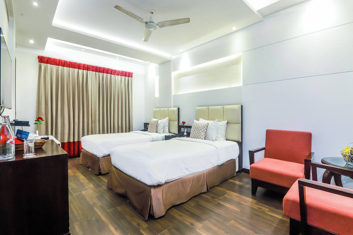 Executive Twin Room | 埃及棉床单、高档床上用品、记忆海绵床垫、迷你吧