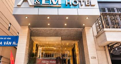 A&EM - The Petit Hotel