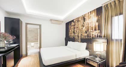 A&EM - The Petit Hotel