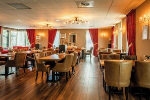 Dinner served - Hof van Putten (Putten)