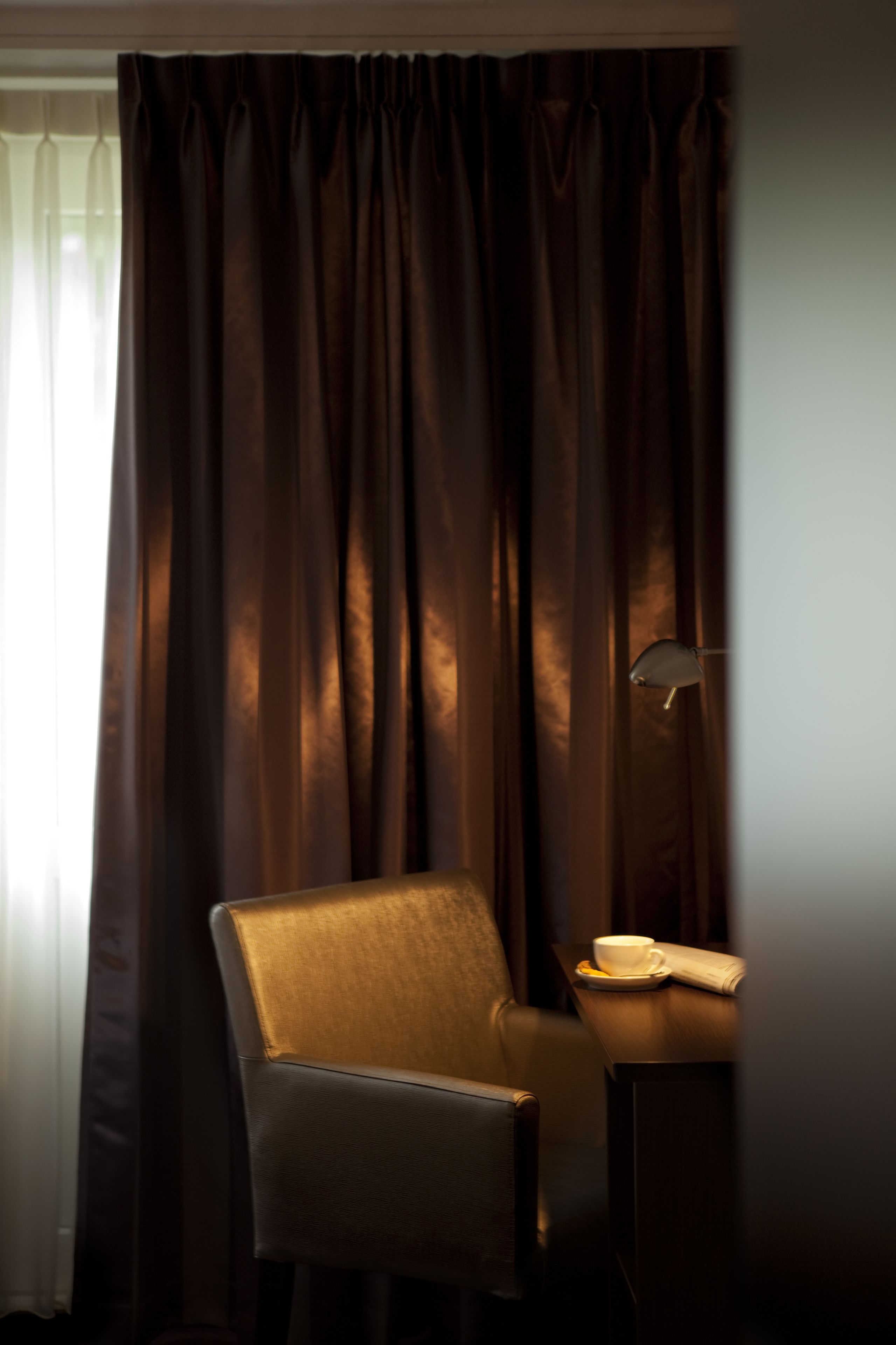 standard room, 2 single beds | desk, blackout curtains, iron/ironing board, bed sheets