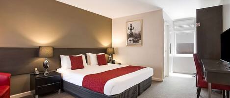Premium bedding, pillowtop beds, minibar, desk