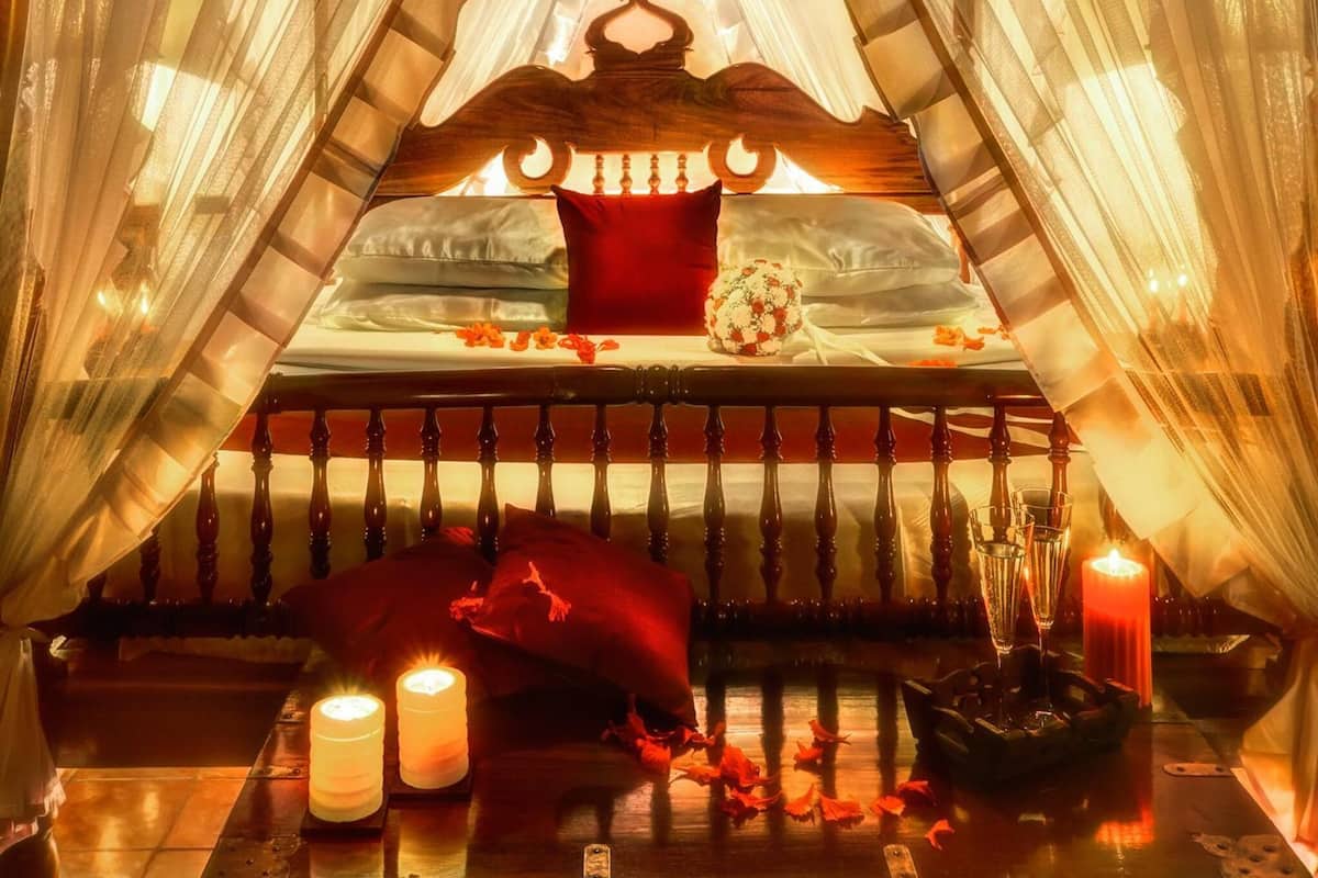 1 bedroom, free minibar items, individually furnished, desk