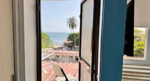 Deluxe Room | Balcony