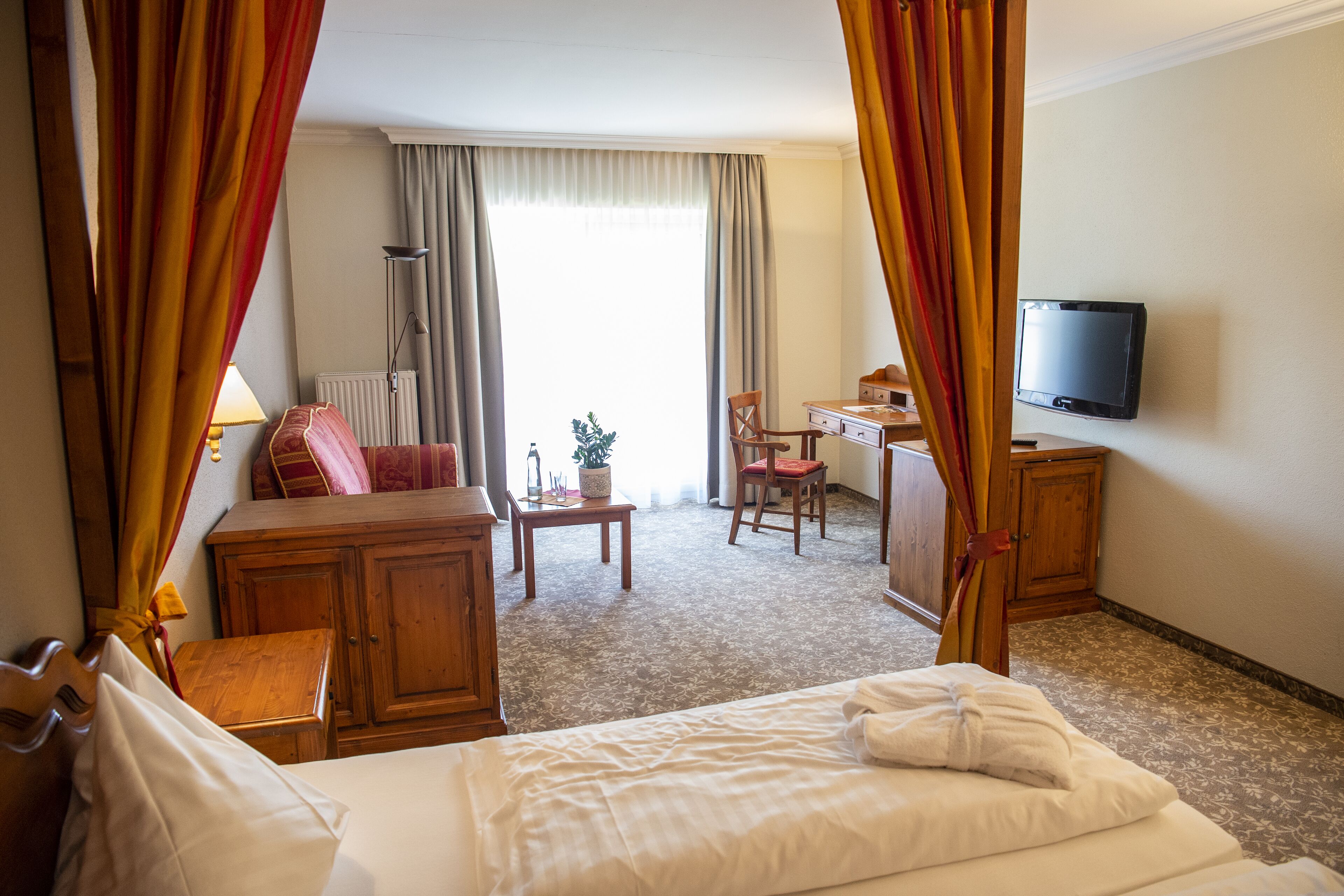 superior double room, balcony, mountain view | 1 bedroom, premium bedding, in-room safe, cots/infant beds