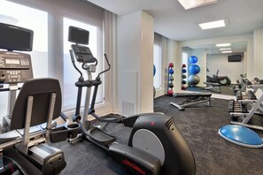 Fitness facility - The Connally Hotel Downtown Atlanta, an Ascend Collection Hotel (Atlanta)