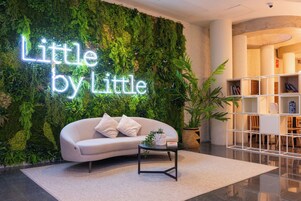 2 Restaurants, Frühstück, Mittagessen, Abendessen, mediterrane Küche