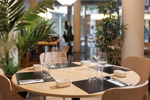 Food court - Casa Lit Barcelona (Barcelona)