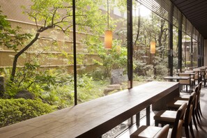 Breakfast and dinner served - Mitsui Garden Hotel Kyoto Sanjo (Kyoto)