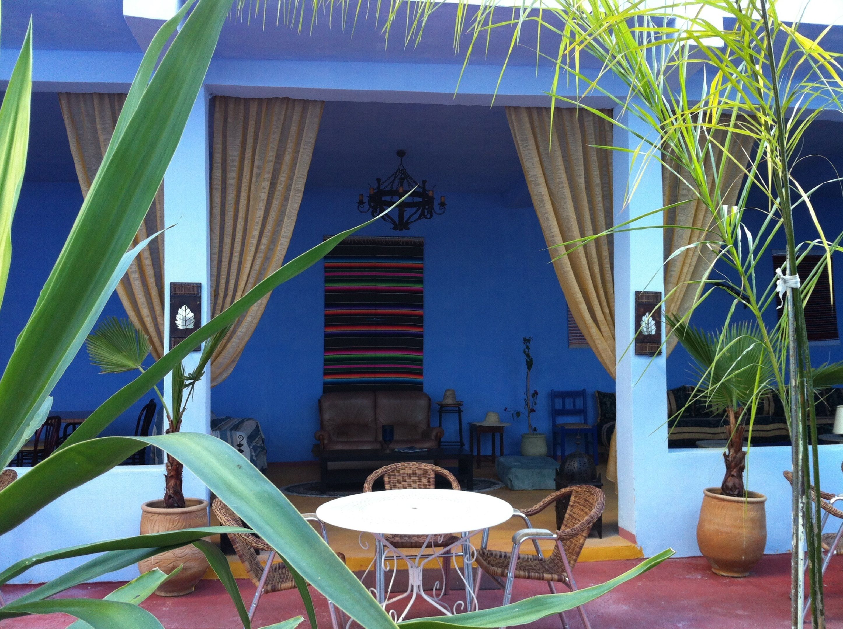 Tempat makan outdoor