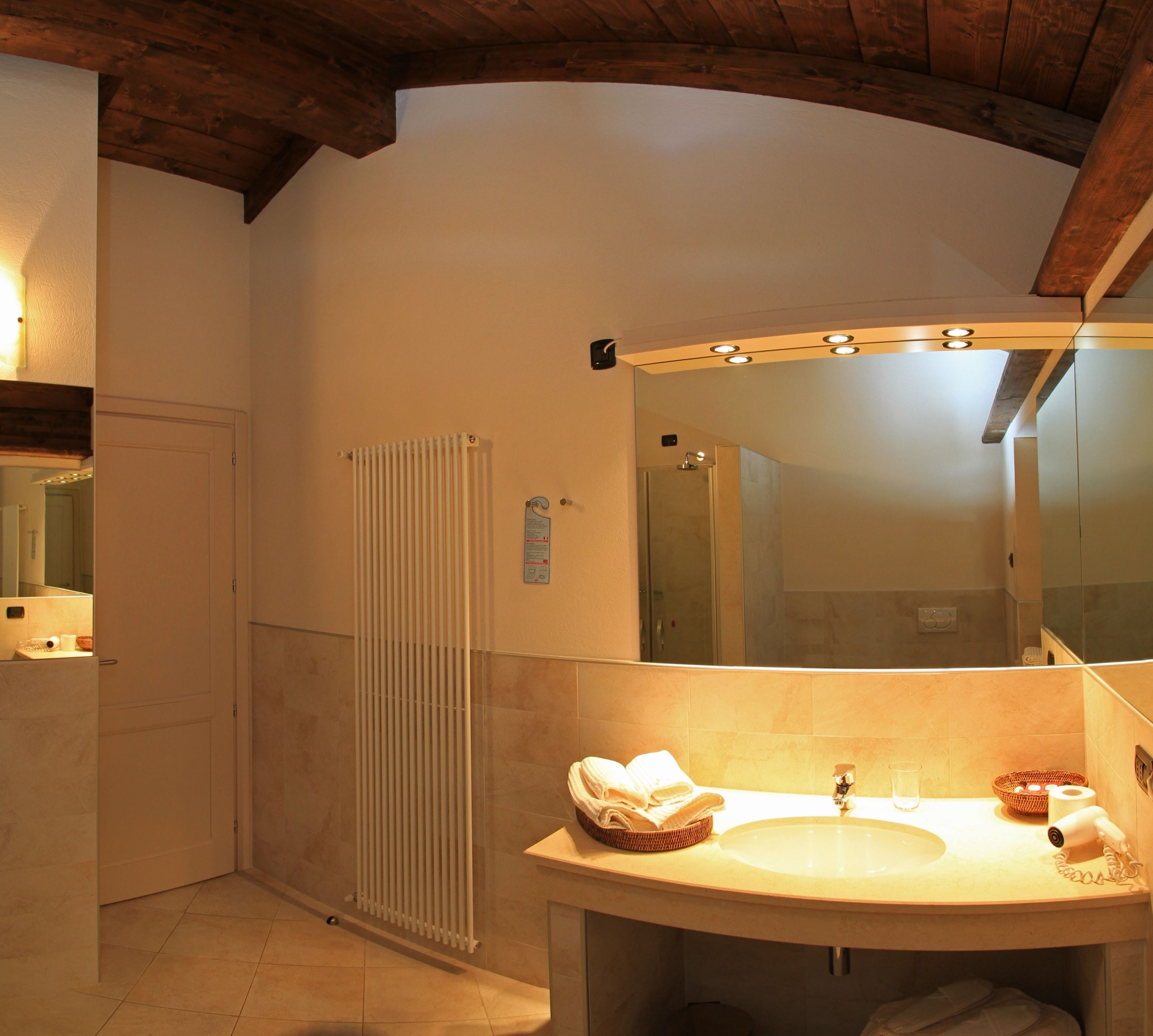 superior double room | bathroom | shower, rainfall showerhead, free toiletries, hair dryer