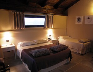 Doppia Superior | Biancheria da letto di alta qualità, minibar, una cassaforte in camera