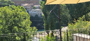 Deluxe-Apartment, Flussblick | Wohnbereich