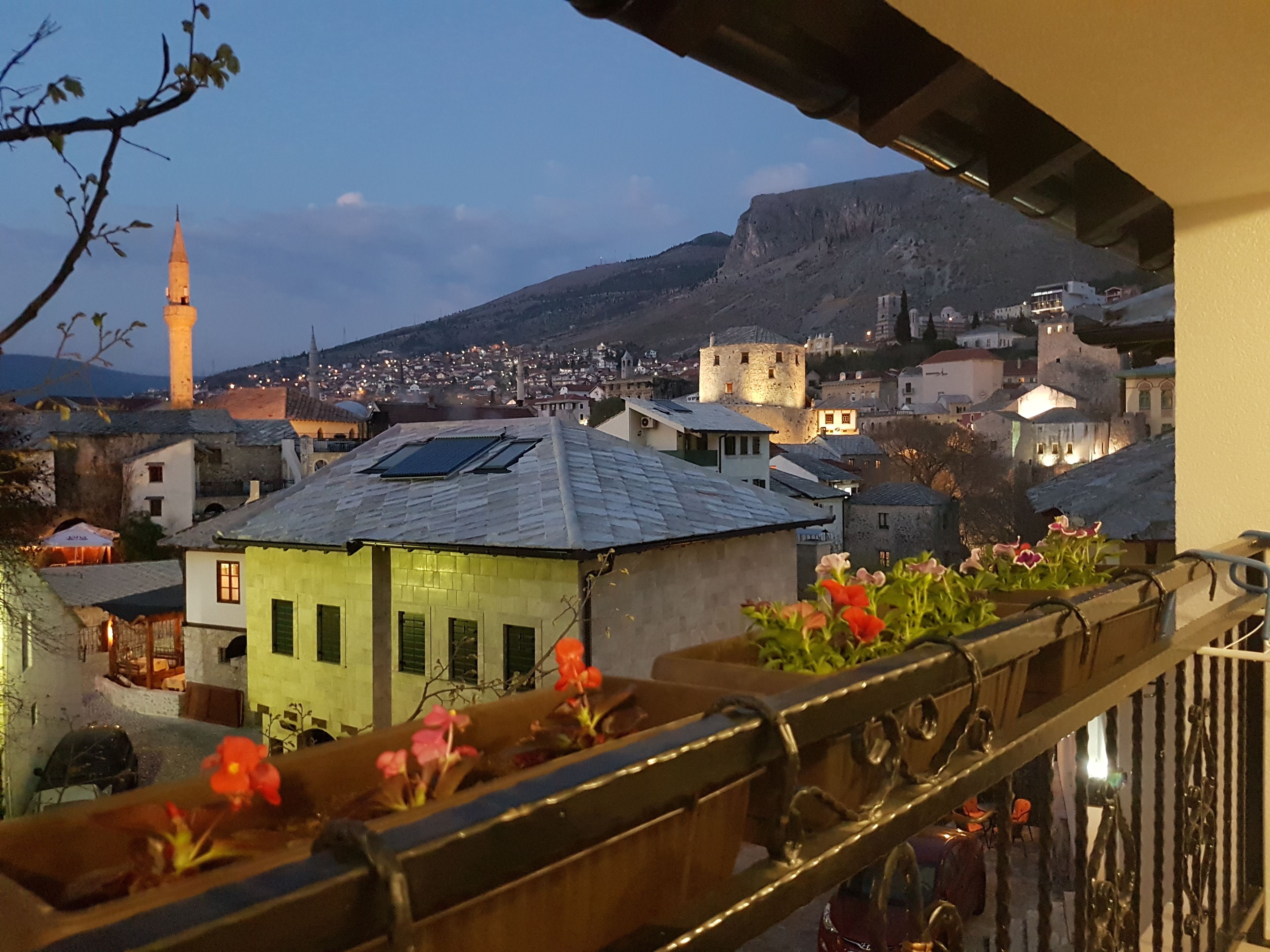 Habitación doble superior, balcón | Ropa de cama hipoalergénica y colchones viscoelásticos