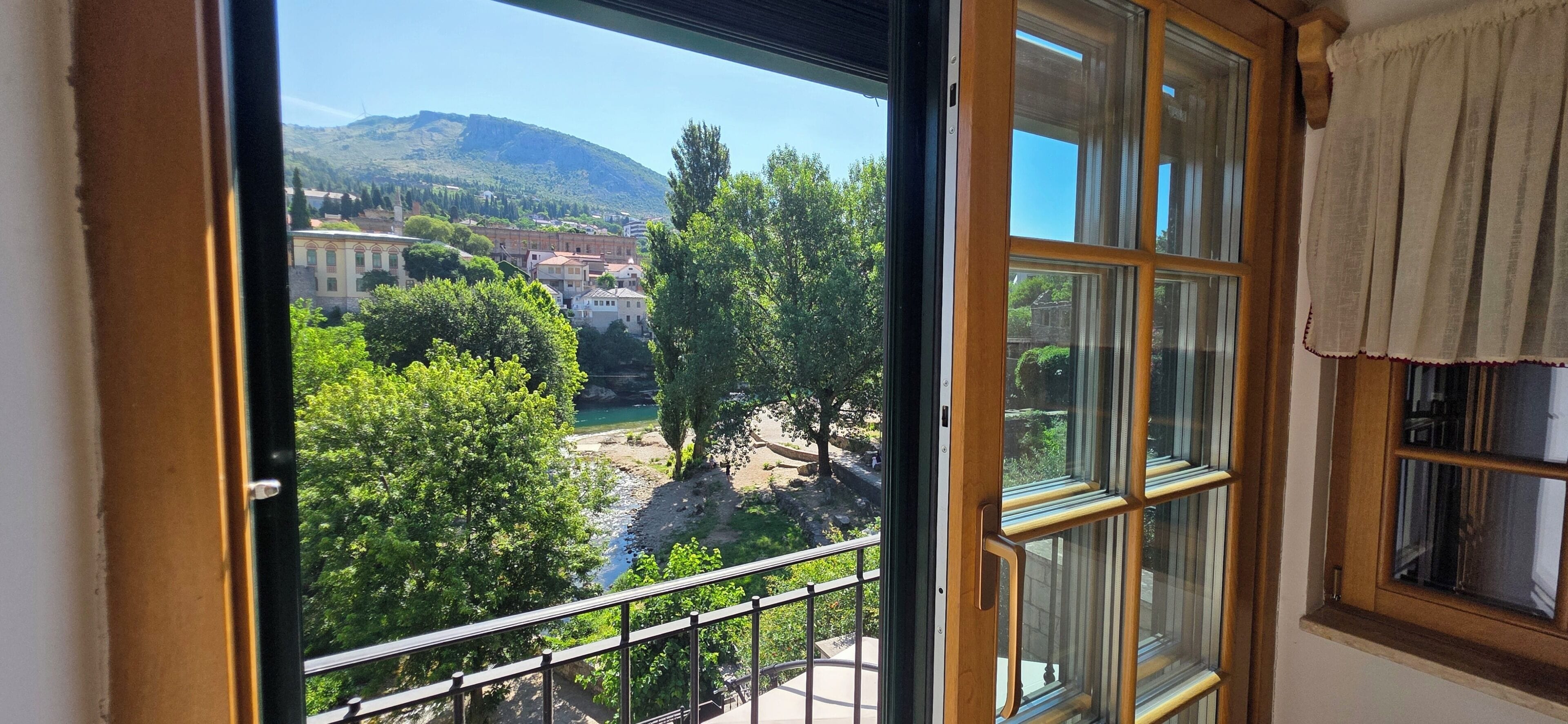 Deluxe Apartment, River View | Hypo-allergenic bedding, memory-foam beds, individually decorated