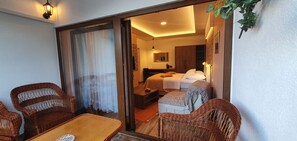 Deluxe Double Room, Balcony | Hypo-allergenic bedding, memory foam beds, individually decorated - Villa Cardak (Mostar)