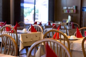 Daily buffet breakfast (EUR 8 per person)
