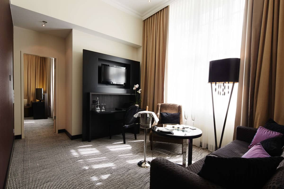 Suite | 1 bedroom, premium bedding, down duvets, pillow-top beds