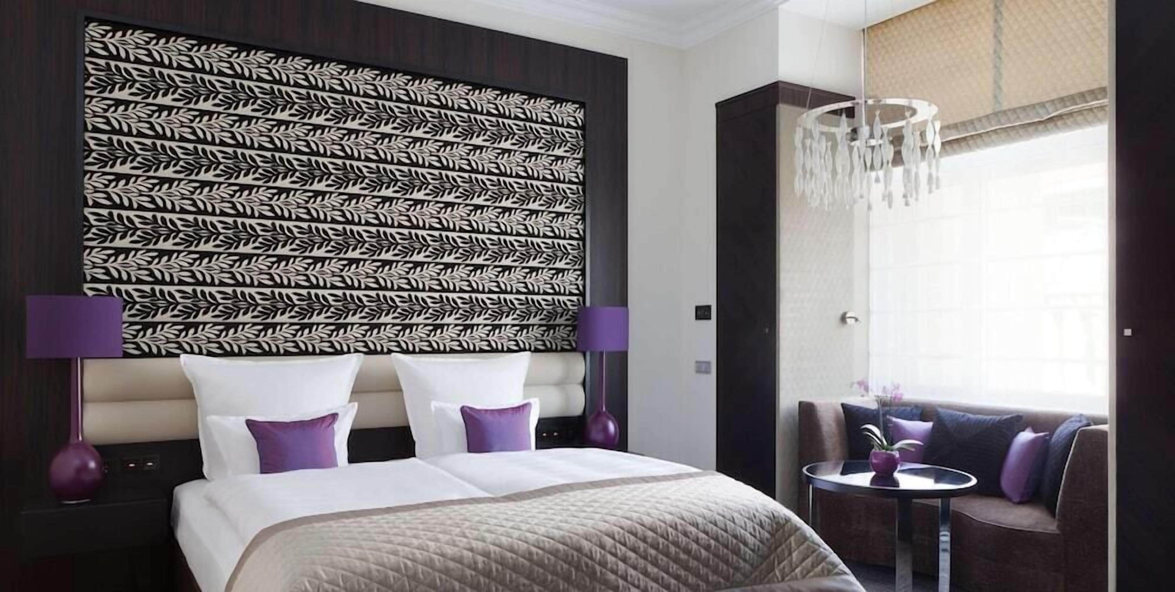 Premium bedding, down duvets, minibar, in-room safe