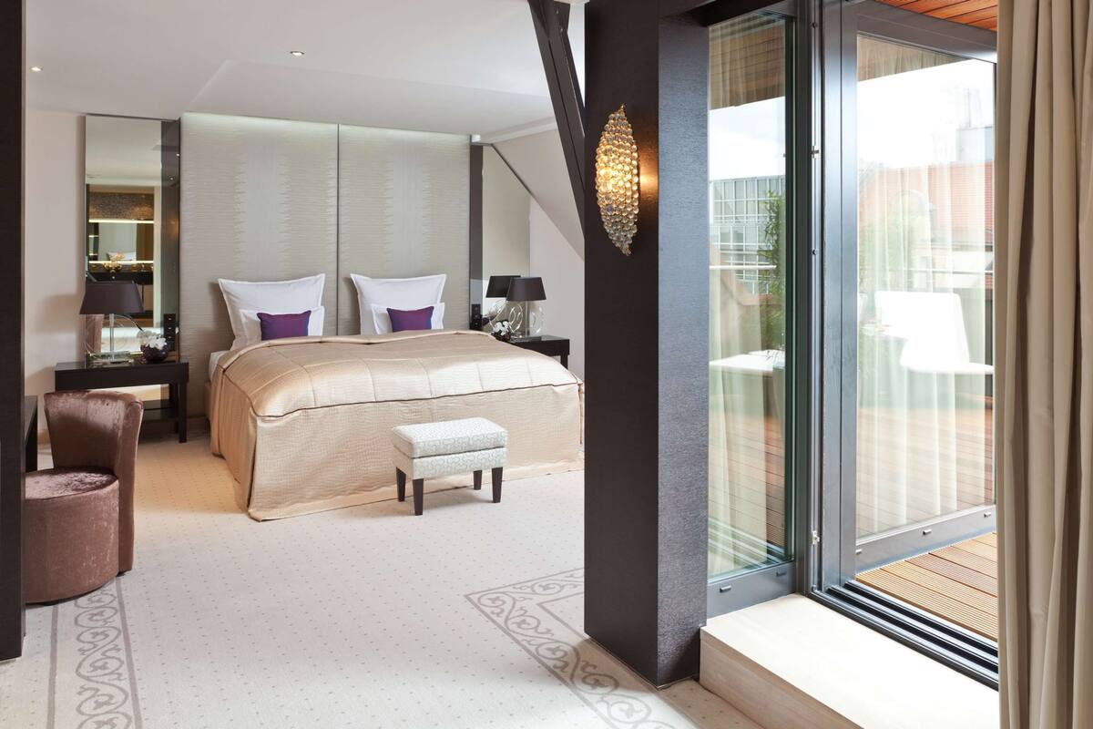 1 bedroom, premium bedding, down duvets, pillow-top beds