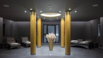 Sauna, steam room, massages