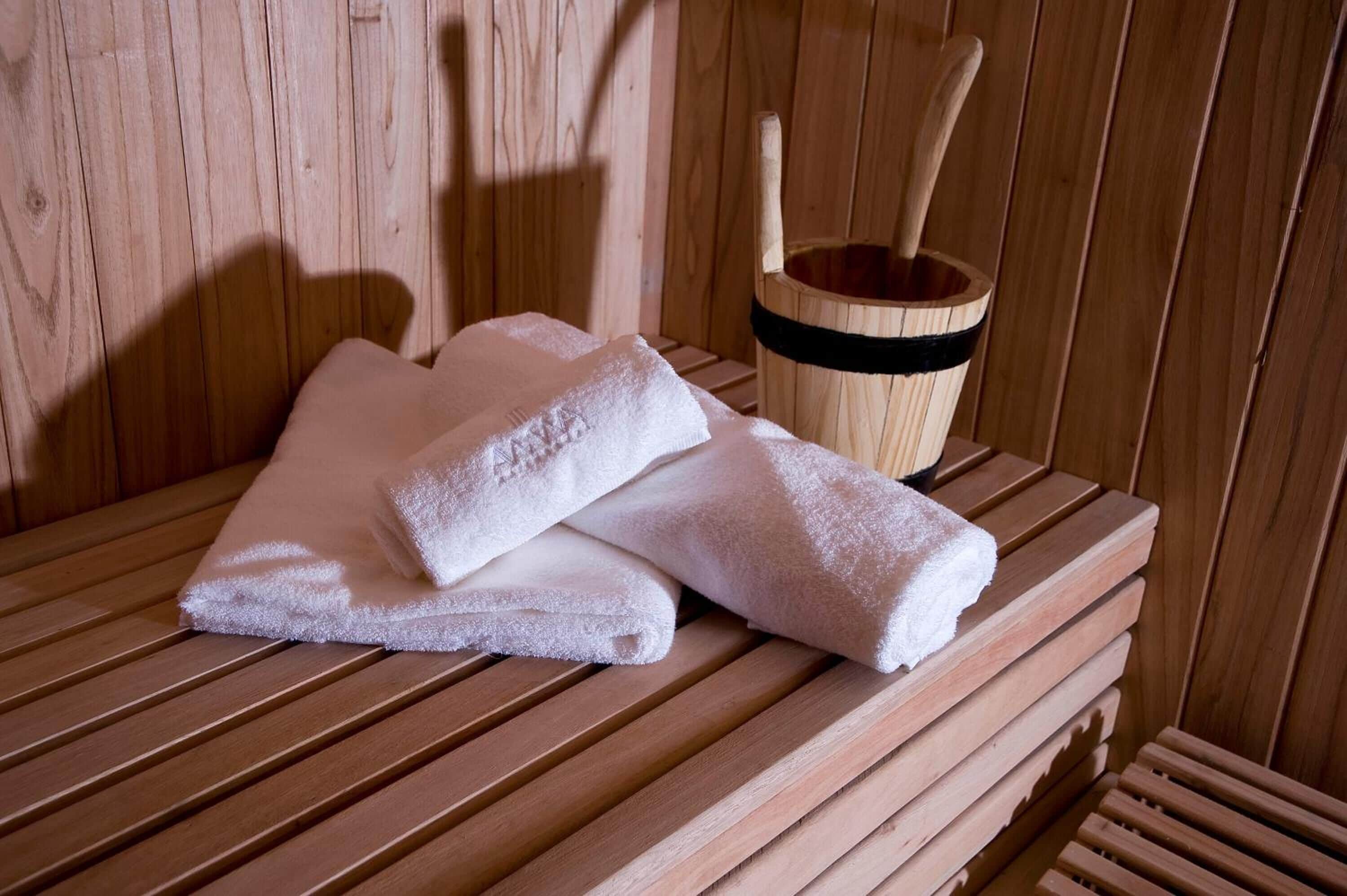 sauna, hot tub, massages