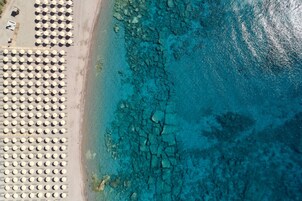 Una playa cerca, traslado desde/hacia la playa gratis