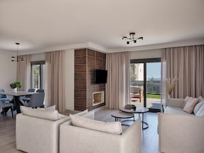 Villa, 2 Bedrooms, Private Pool | In-room safe, desk, laptop workspace, free WiFi
