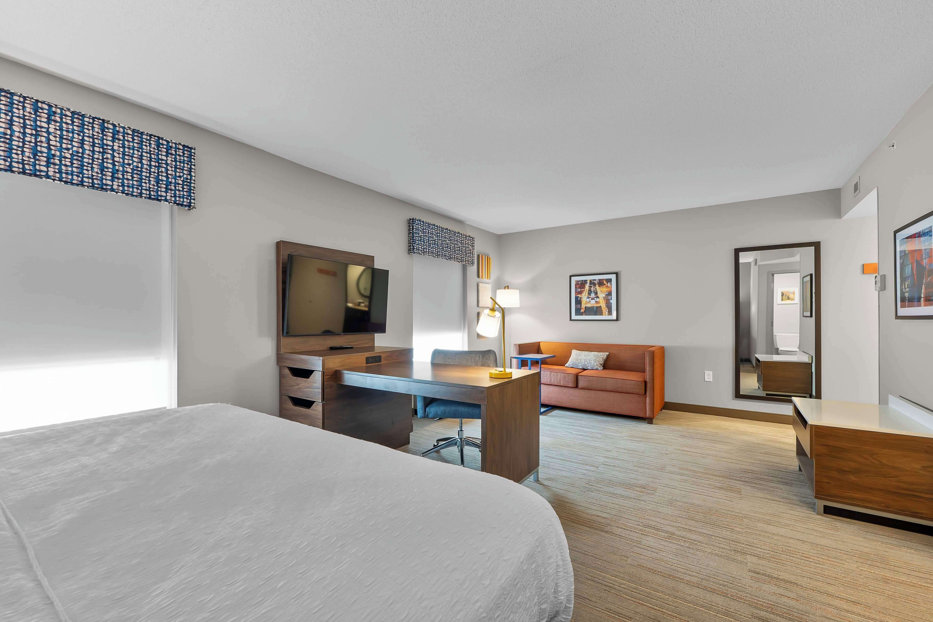 room | living area | 37-inch lcd tv with cable channels, tv, pay films