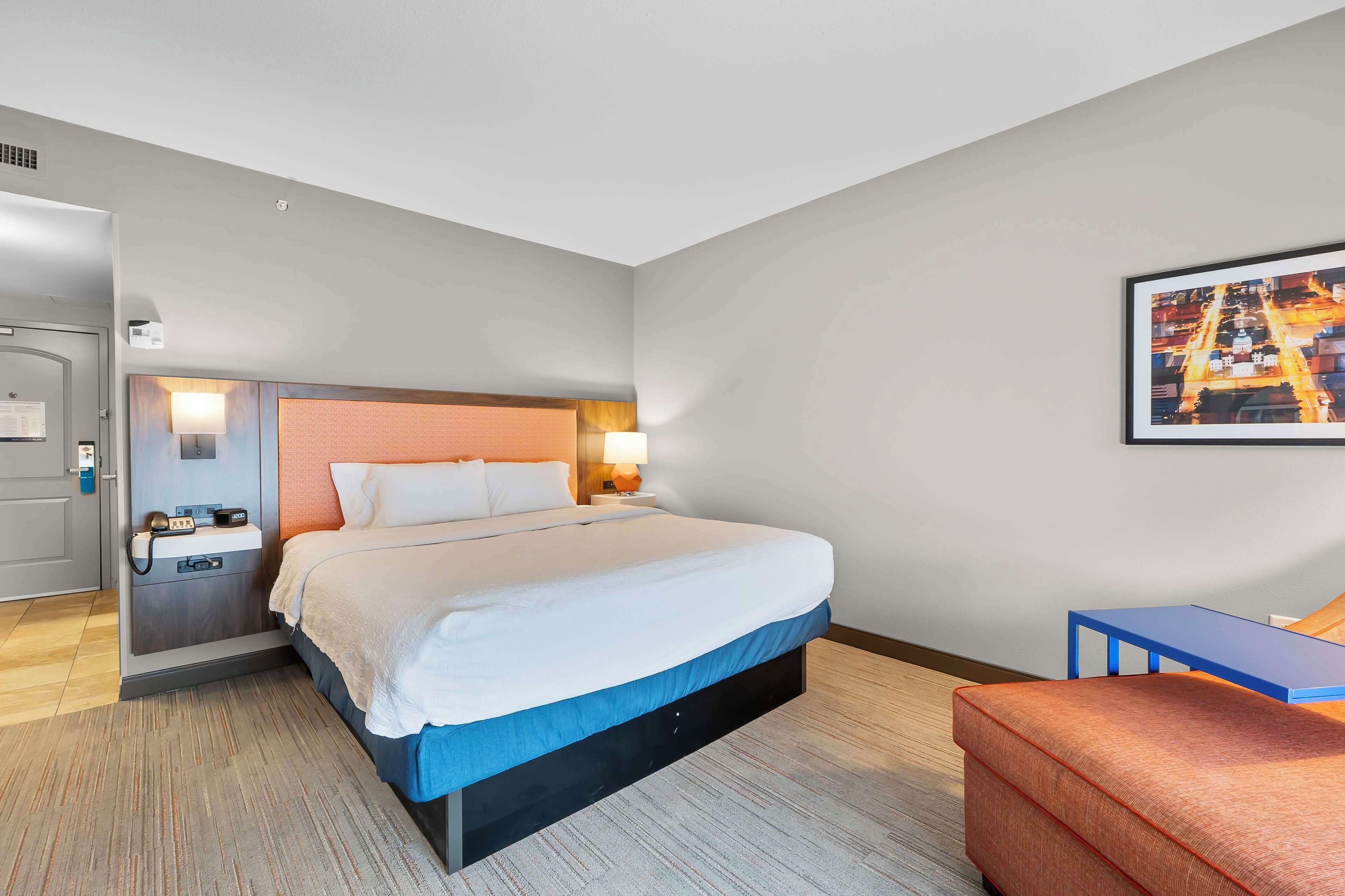 Room | In-room safe, blackout drapes, iron/ironing board