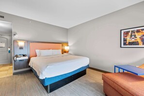 Kamar | Brankas, tirai kedap cahaya, dan setrika/meja setrika