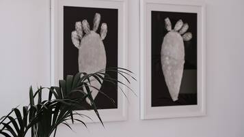 Coin salon dans le hall