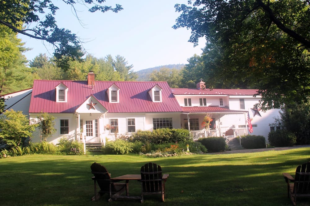 The Buttonwood Inn on Mt. Surprise