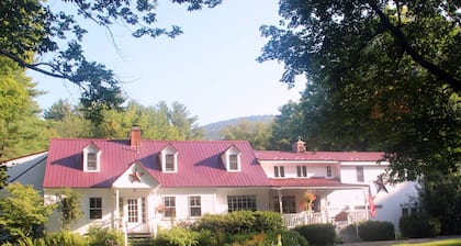 The Buttonwood Inn on Mt. Surprise