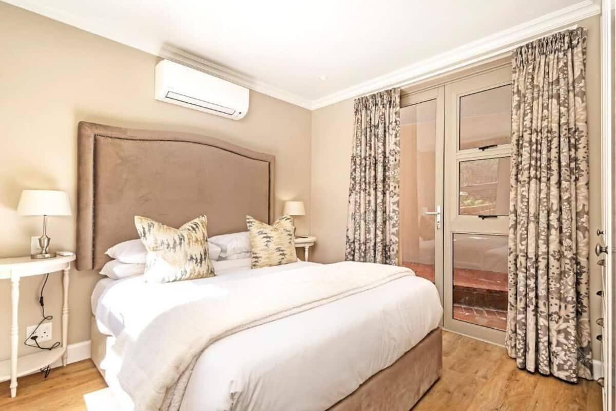 Family Villa | 1 bedroom, in-room safe, individually decorated, individually furnished