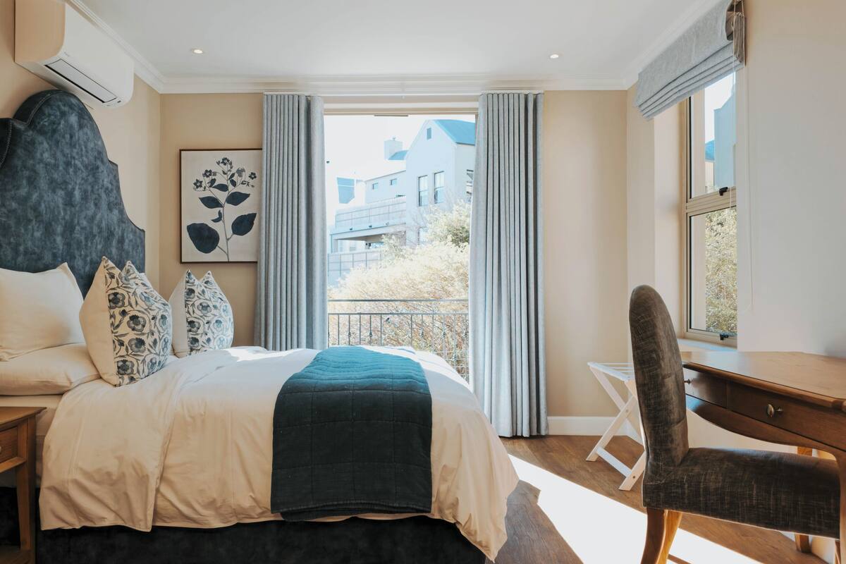 舒適別墅, 山景 | 1 間睡房、房內夾萬、遮光窗簾/窗簾、隔音